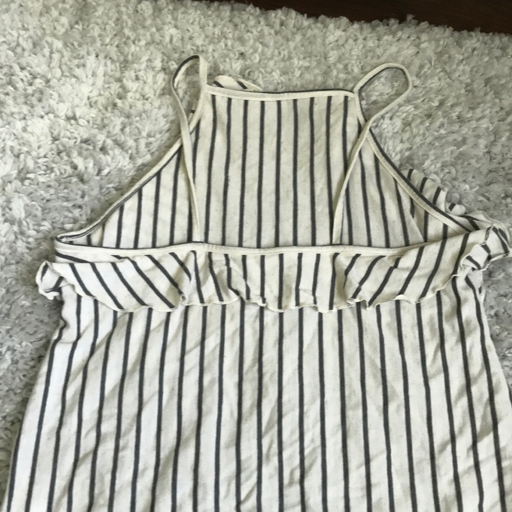High Neck Tank Top✨ - Picture 4 of 4